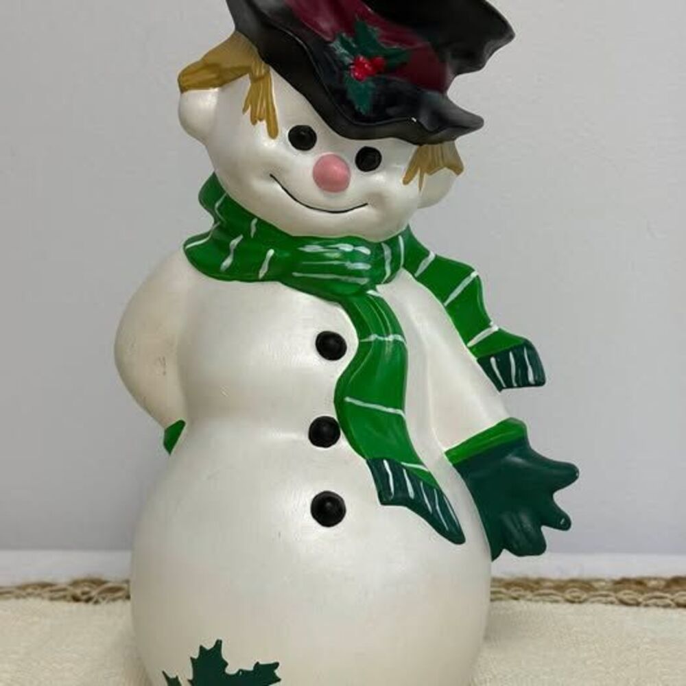 Vintage 1971 Byron Mold Ceramic Snowman Figurine